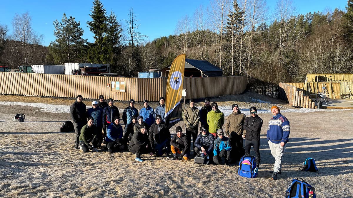 Trondheim frisbeeklubb Gjeng med smilende mennesker