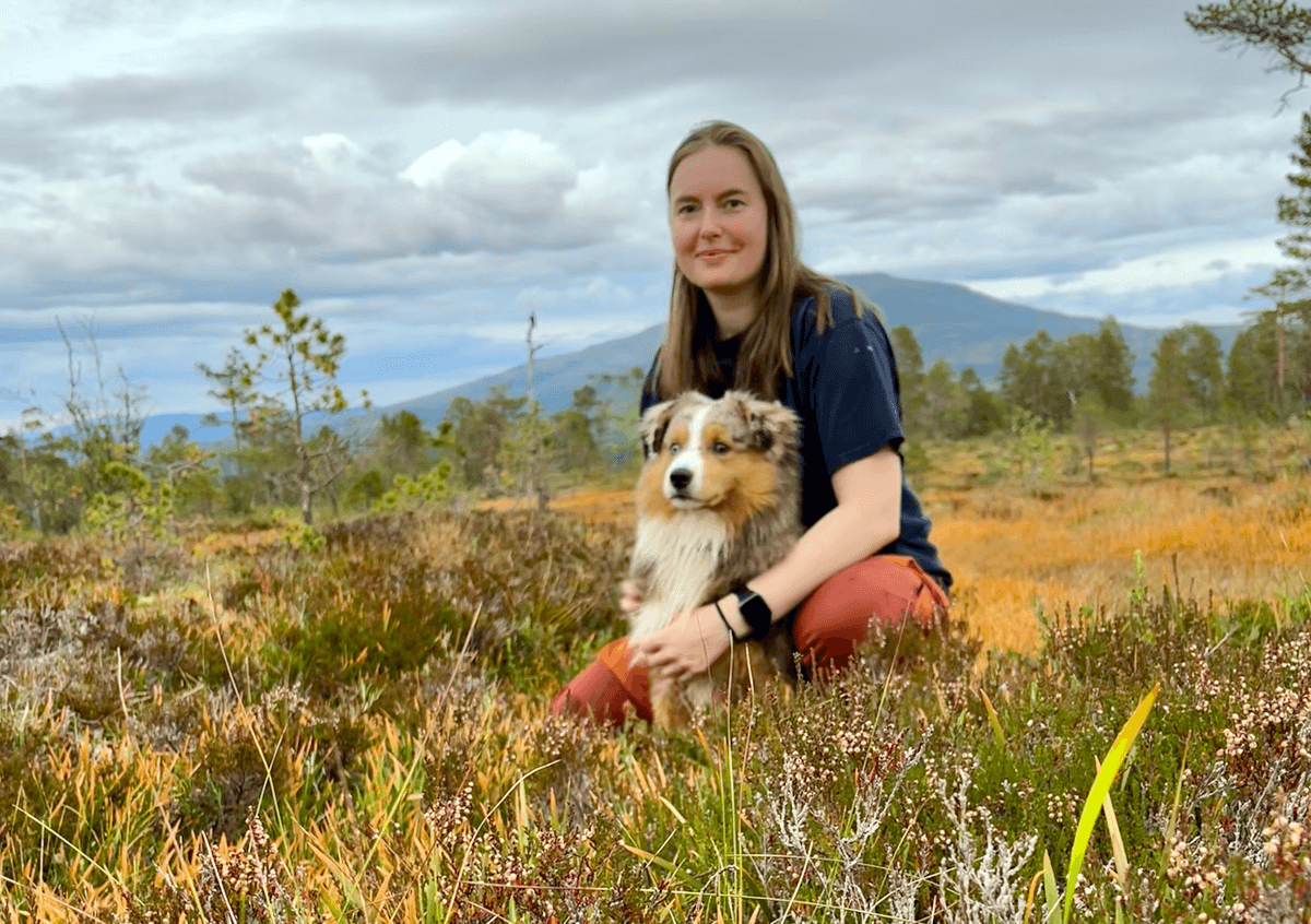 Elen Kristine Lona Elen Kristine Lona på fjelltur sammen med hunden hennes