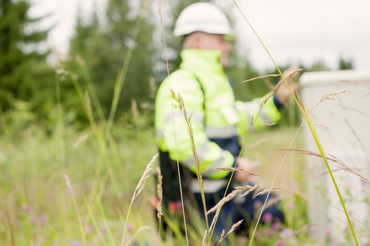 NTE elektriker jobber ved fordelingsskap NTE elektriker jobber ved fordelingsskap