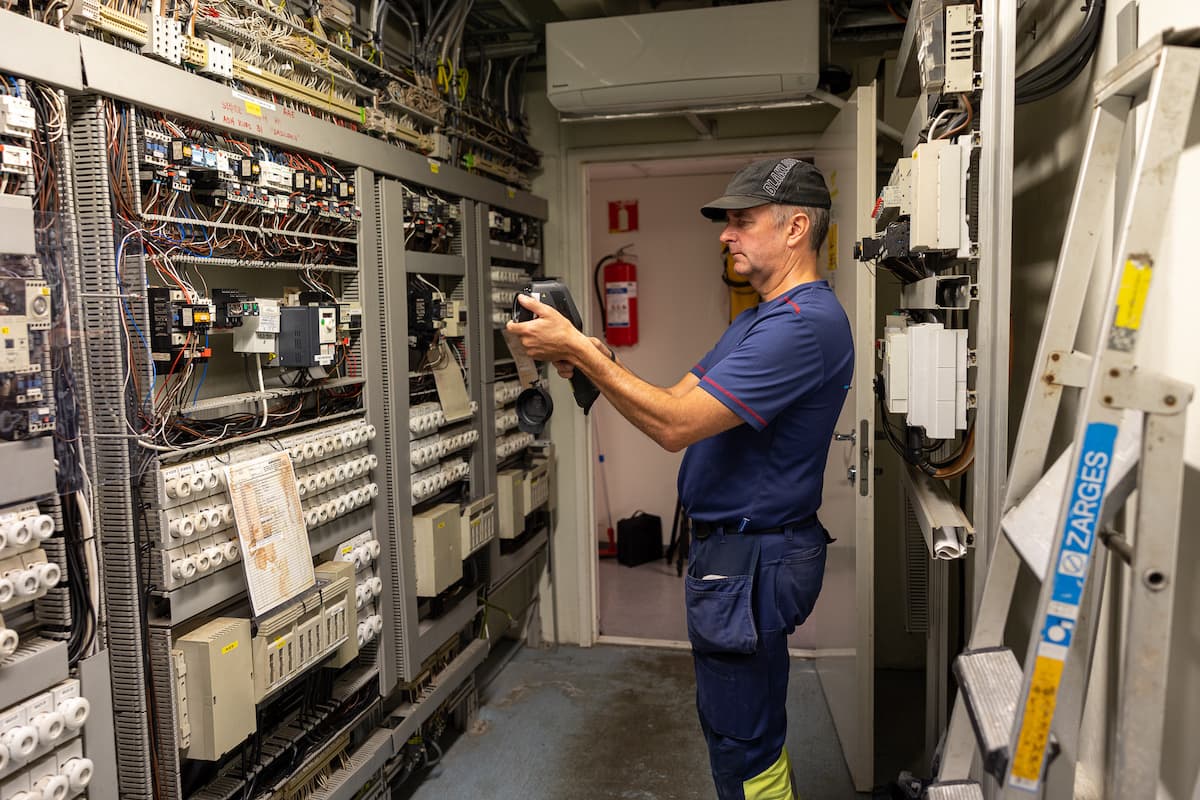 Svein Haavik termograferer