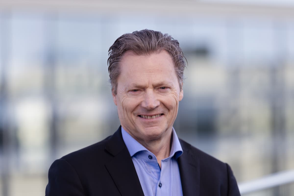 torbjørn sotberg Smilende mann i dress