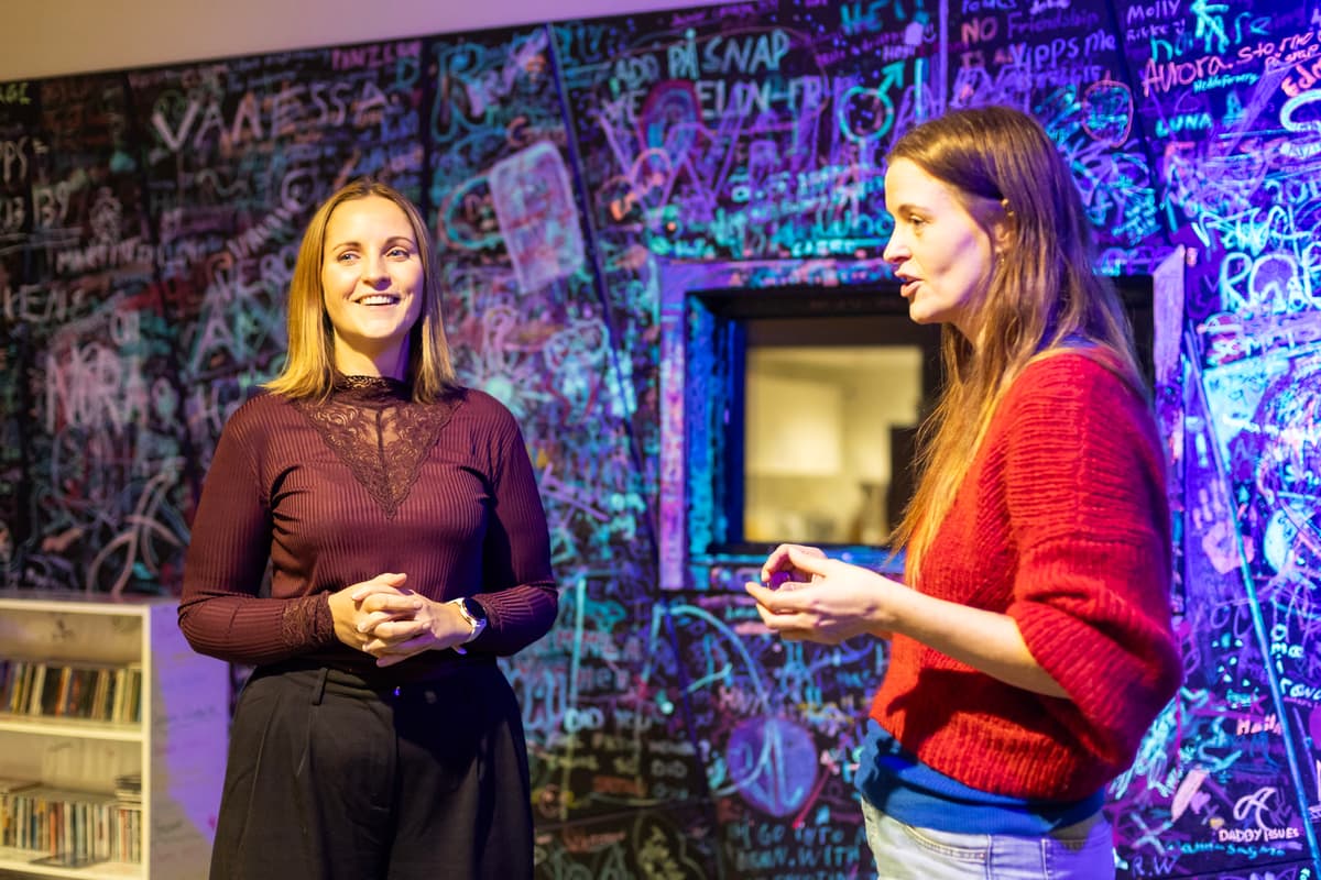 Ranja fra NTE og daglig leder Eir, i ungdomshuset Panzer Ranja fra NTE og daglig leder Eir, i ungdomshuset Panzer