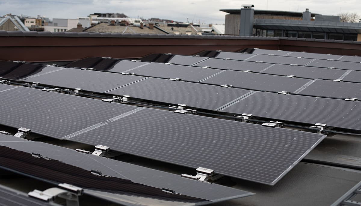 solceller2 Tak med solceller