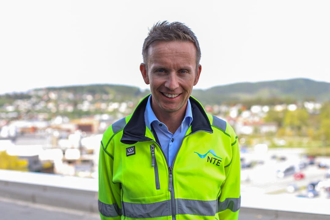 Jo Langøygard på taket på HK Steinkjer Jo Langøygard på taket på HK Steinkjer